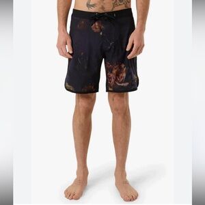 Thrills‎ Men's Black Floral Swim Shorts Beauty In Darkness Boardshort